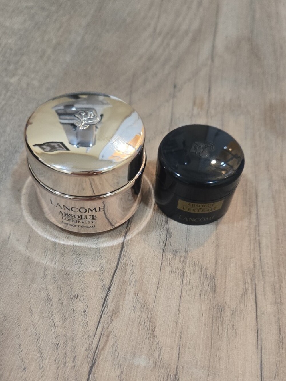 NWT! Lancome Pouch With Makeup & Skincare! - Picture 5 of 6